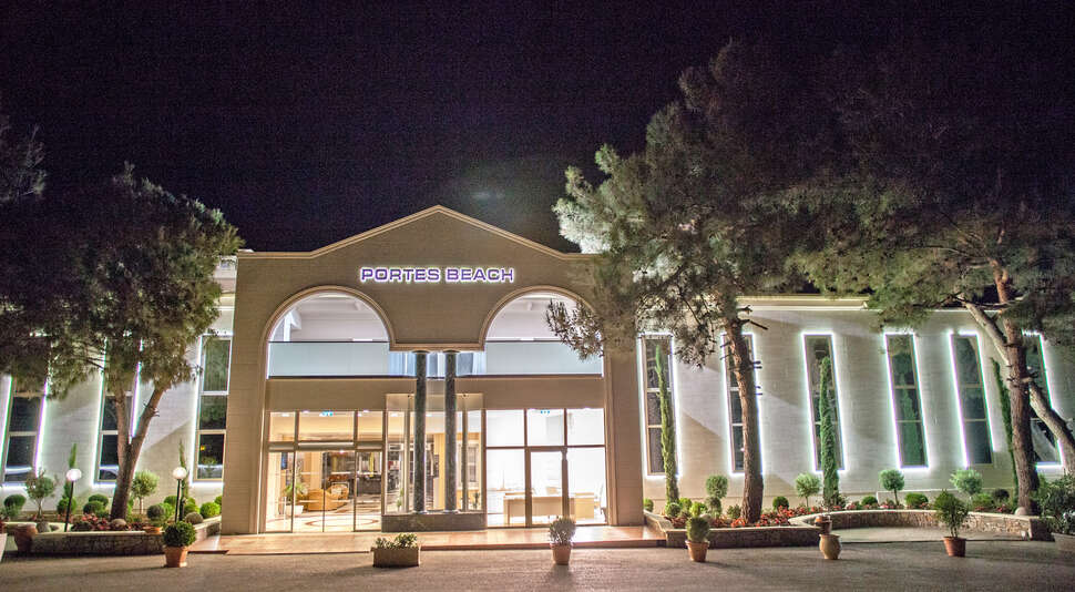 Een foto van Portes Beach Hotel