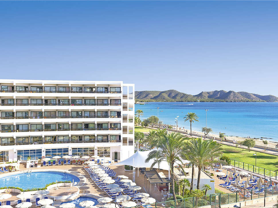 Een foto van het zwembad bij Allsun Hotel Sumba