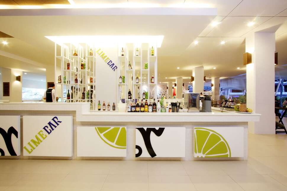 Een foto van Sunwing Resort Kamala Beach