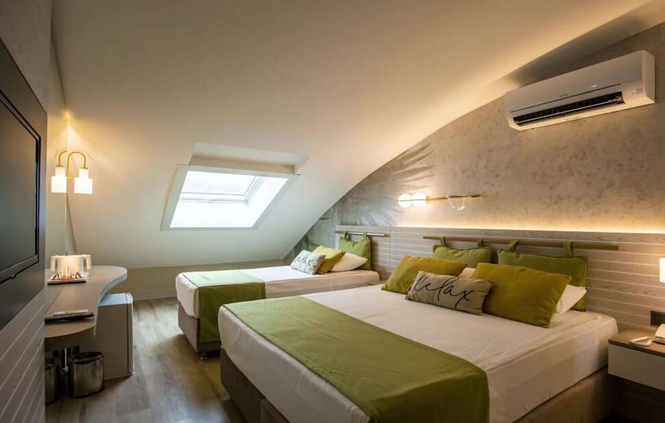 Een foto van Side Square Hotel