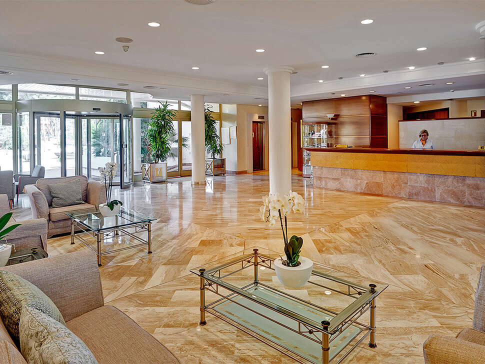 Een foto van het interieur van Hipotels Dunas Cala Millor