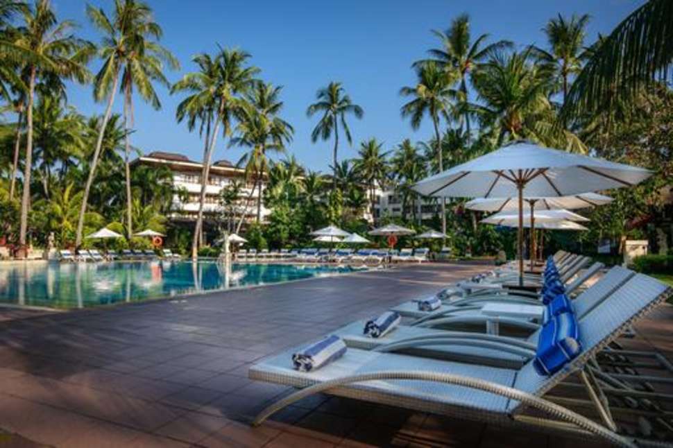 Een foto van het zwembad bij Prama Sanur Beach Bali
