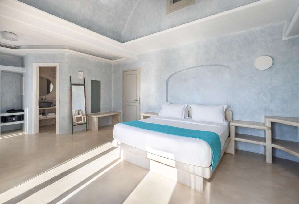 Een foto van Danae Suites Santorini