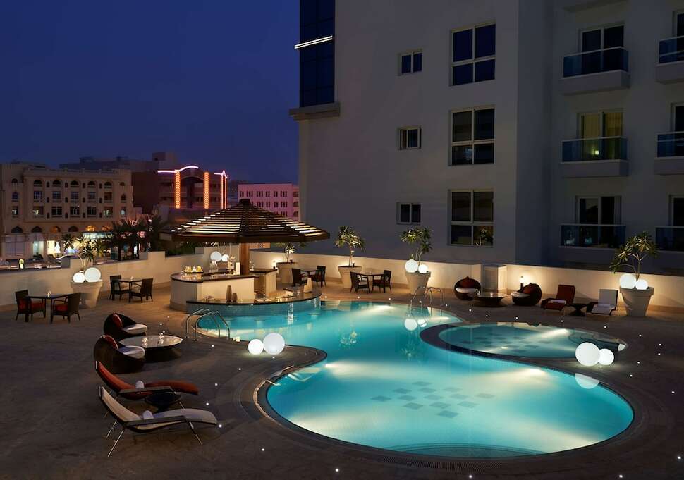 Ein Foto vom Pool im Hyatt Place Dubai Al Rigga