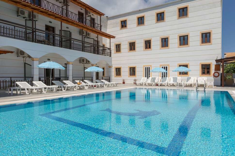 Een foto van Lefkimi Hotel