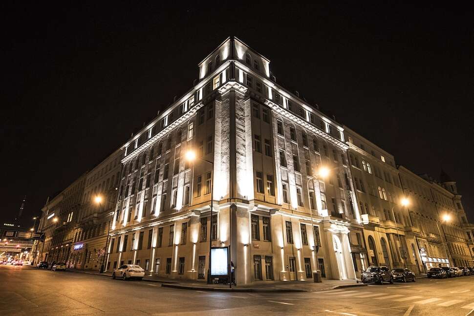 Ein Foto The Gold Bank Hotel