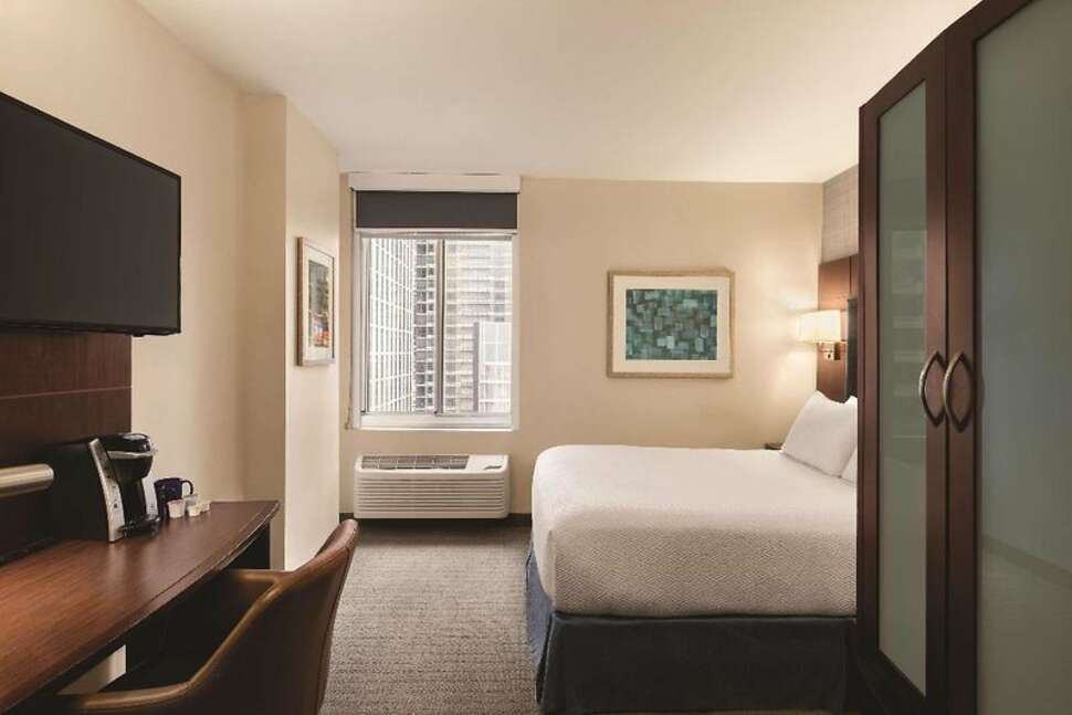 Ein Foto DoubleTree by Hilton New York Midtown Fifth Ave