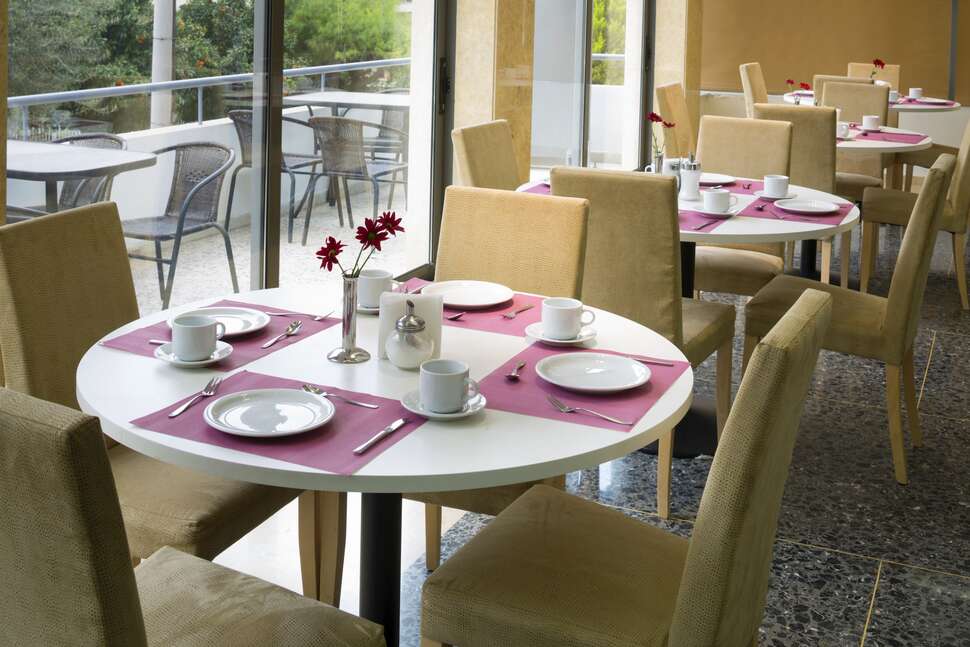Een foto van Blue Sea Hotel Alimos