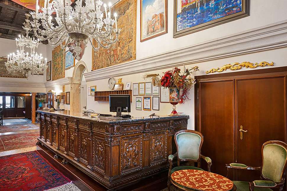 Ein Foto vom Innenbereich im Hotel San Cassiano