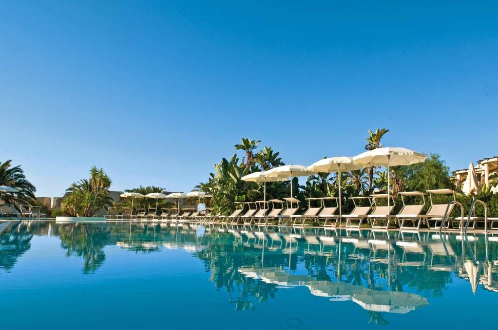 Een foto van een overzicht van VOI Arenella Resort