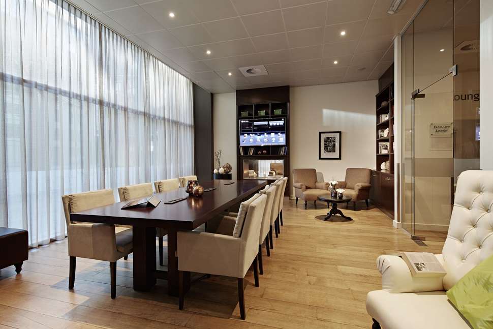 Een foto van het interieur van Lindner WTC Hotel & City Lounge
