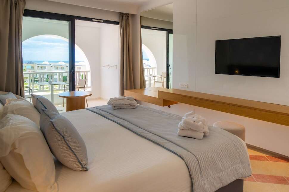 Ein Foto Golden Tulip Taj Sultan