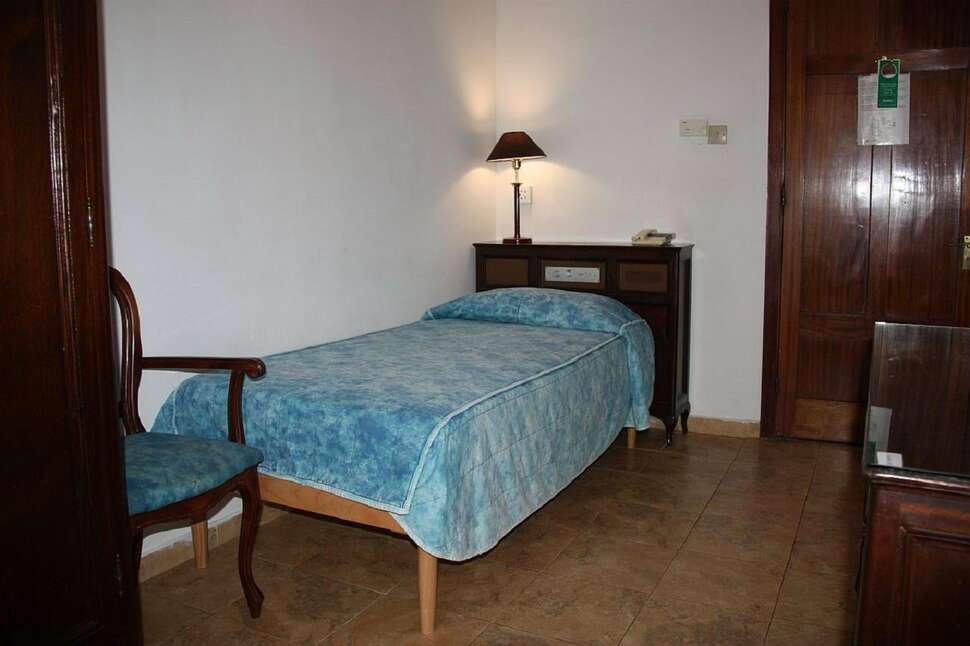 Een foto van Castille Hotel