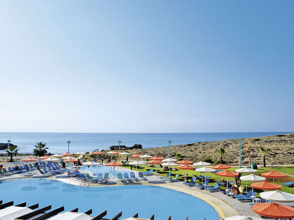 Een foto van het zwembad bij Aktea Beach Village