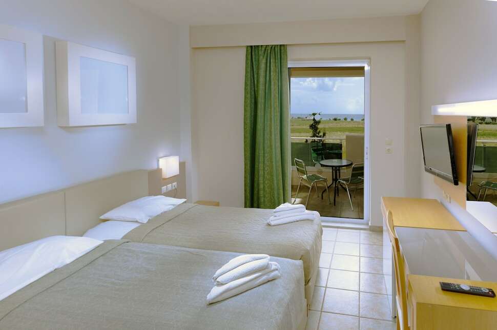 Een foto van Sovereign Beach Hotel