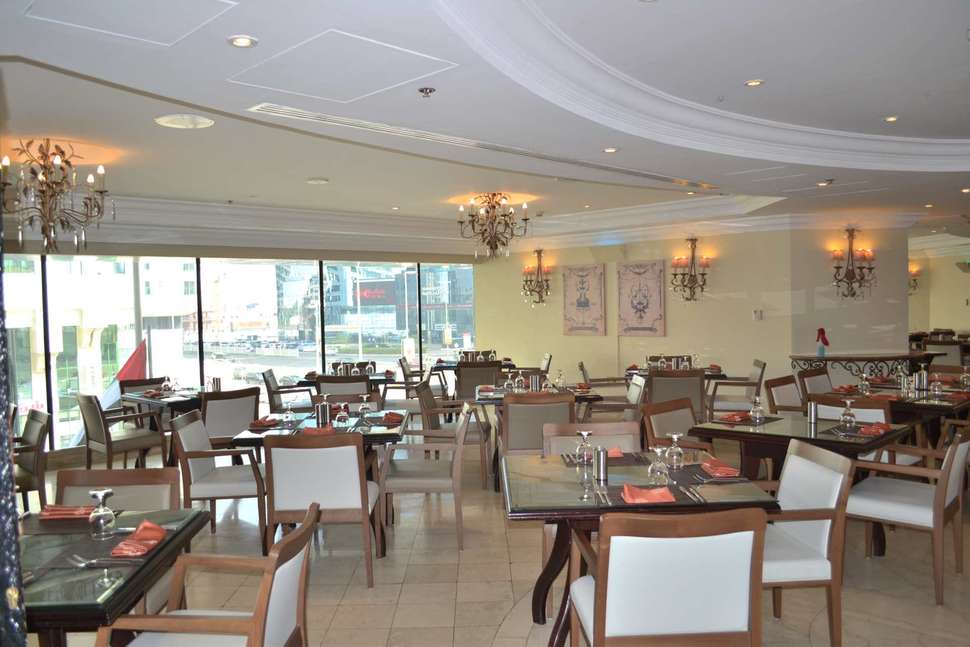 Een foto van Sheraton Khalidiya Hotel