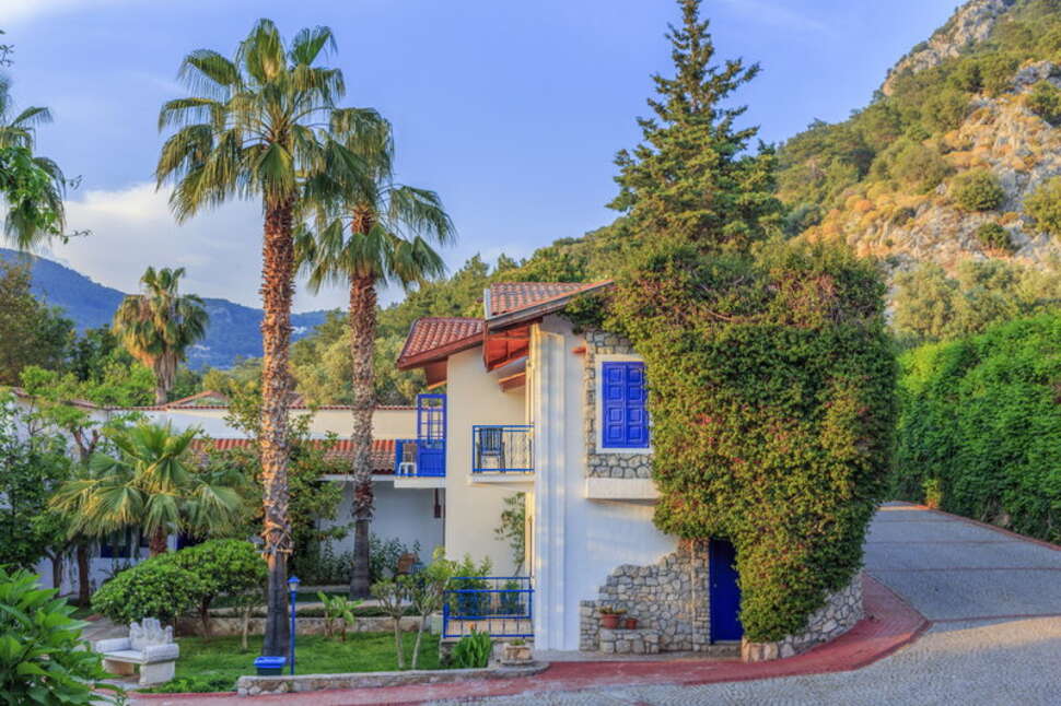 Een foto van de buitenkant van Oludeniz Beach Resort by Z Hotels