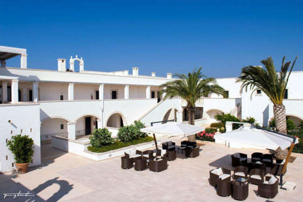 Ein Foto von der Außenansicht des Borgobianco Resort & Spa