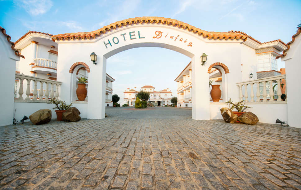 Ein Foto Diufain Hotel
