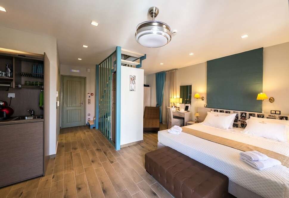 Een foto van een overzicht van Fiscardonna Luxury Suites