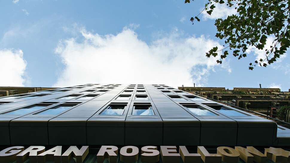 Een foto van 1881 Barcelona Gran Rosellon Hotel