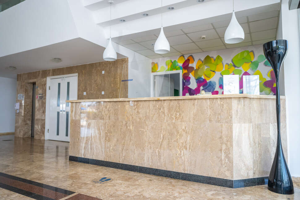 Een foto van het interieur van Napa Jay Hotel