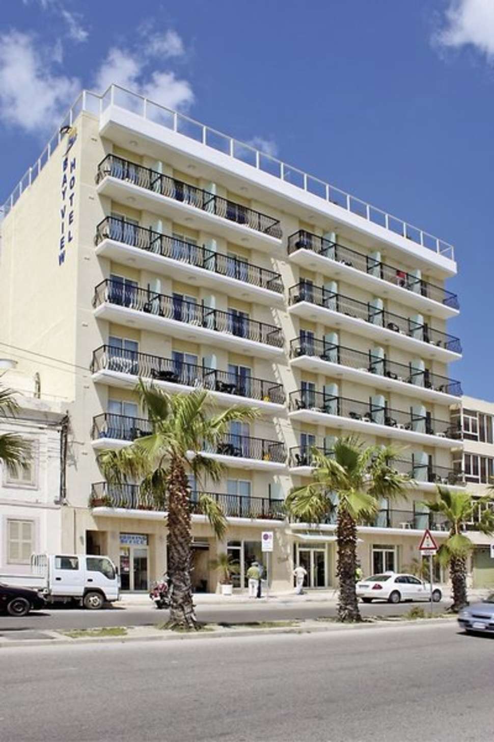 Een foto van de buitenkant van Bayview Hotel & Appartementen