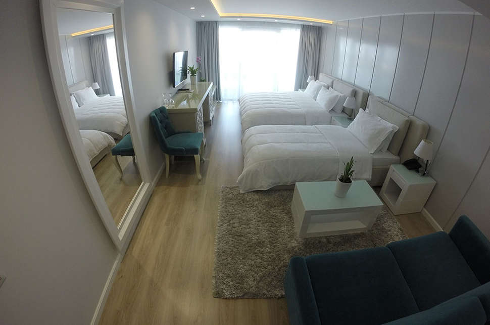 Ein Foto Demi Hotel