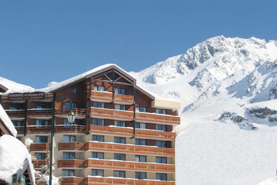 Een foto van de buitenkant van Residence Le Chamois d'Or