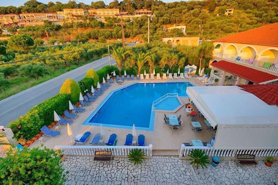 Een foto van het zwembad bij Daisy Hotel Tsilivi