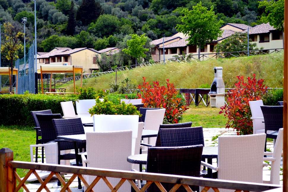 Een foto van het terras bij Appartementen Le Corti di Montepitti