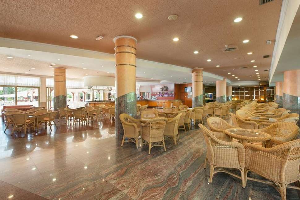 Een foto van de faciliteiten bij Ponient Dorada Palace by PortAventura World