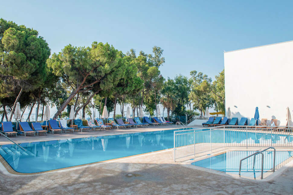 Ein Foto von einer Übersicht des Park Beach Hotel