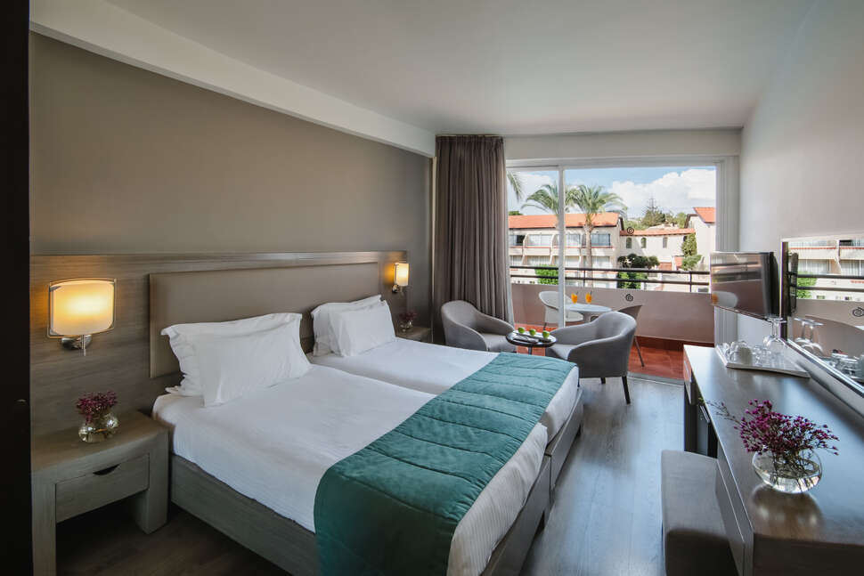 Ein Foto Napa Plaza Hotel