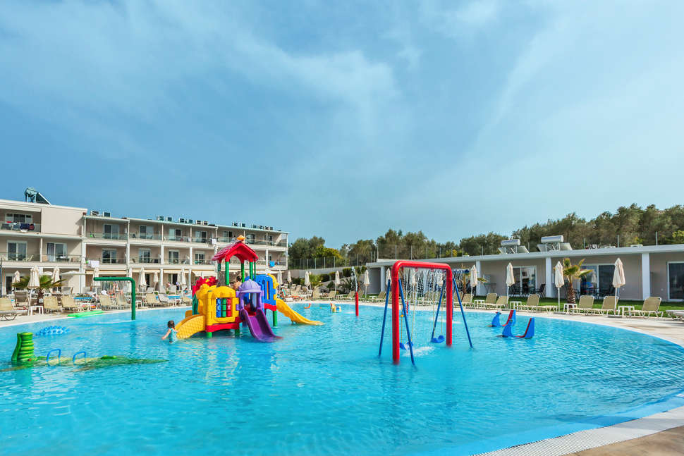 Een foto van het zwembad bij Anna Hotel