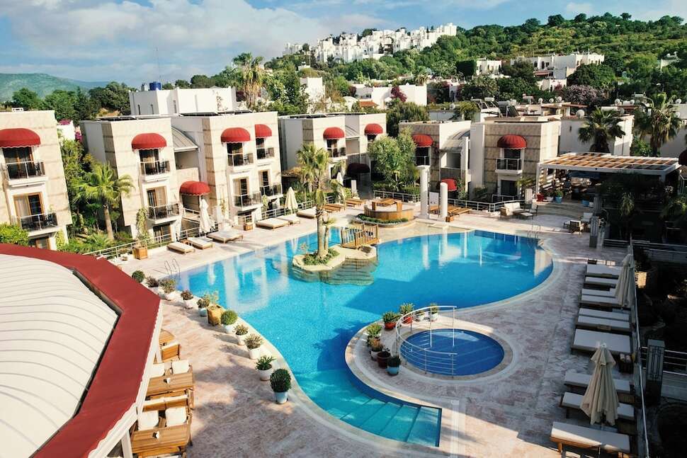 Ein Foto vom Pool im Bodrium Hotel & Spa