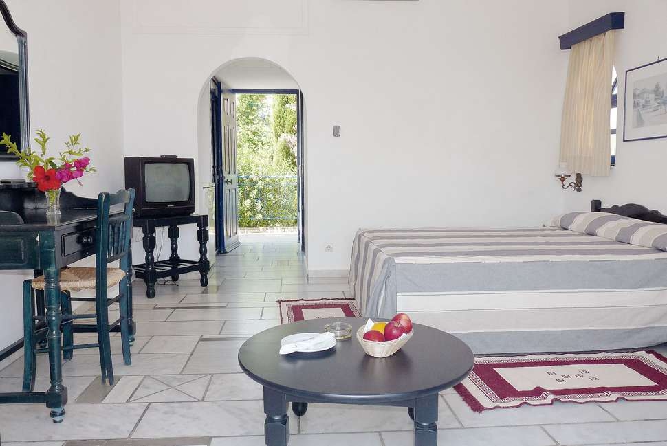 Een foto van Sunrise Village Beach Hotel