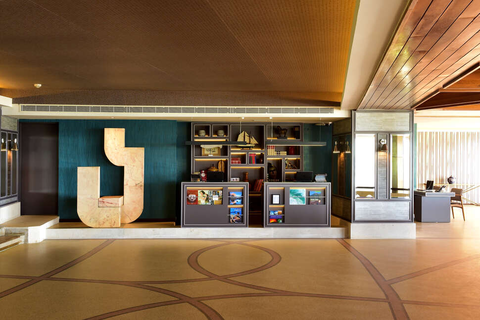 Een foto van het interieur van Pestana Alvor Praia