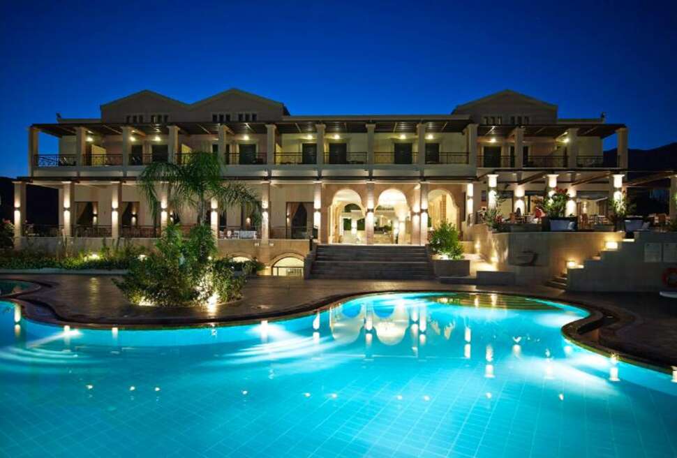 Ein Foto vom Pool im Lindian Dream Seaside Resort