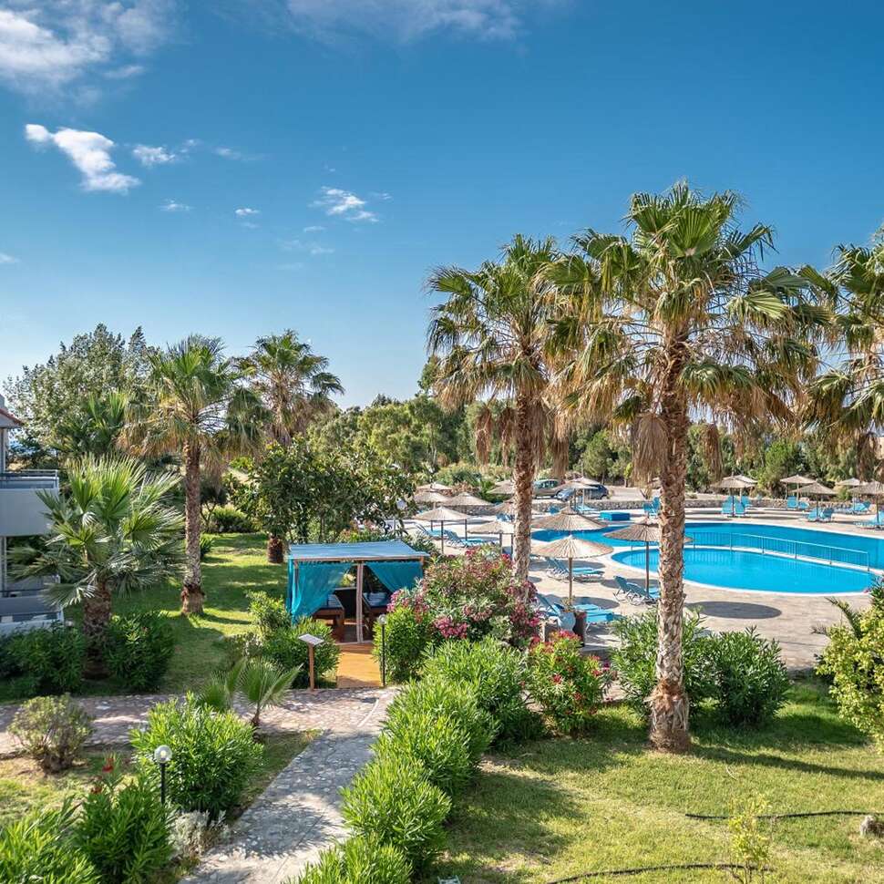 Een foto van Evripides Village Beach Hotel