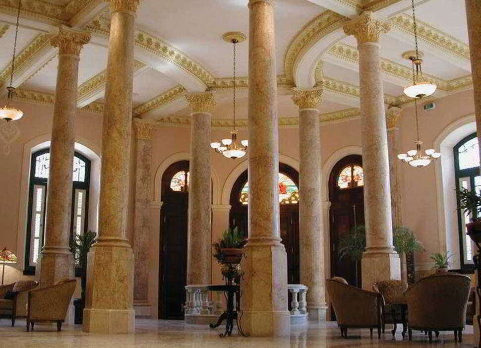 Ein Foto Hotel Raquel