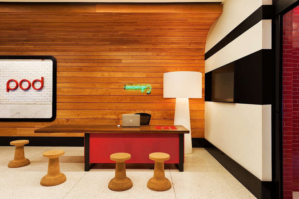 Een foto van het interieur van Pod 39 Hotel