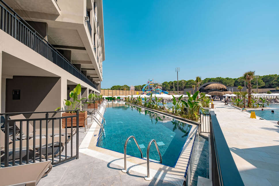 Een foto van het zwembad bij Hotel The X Belek