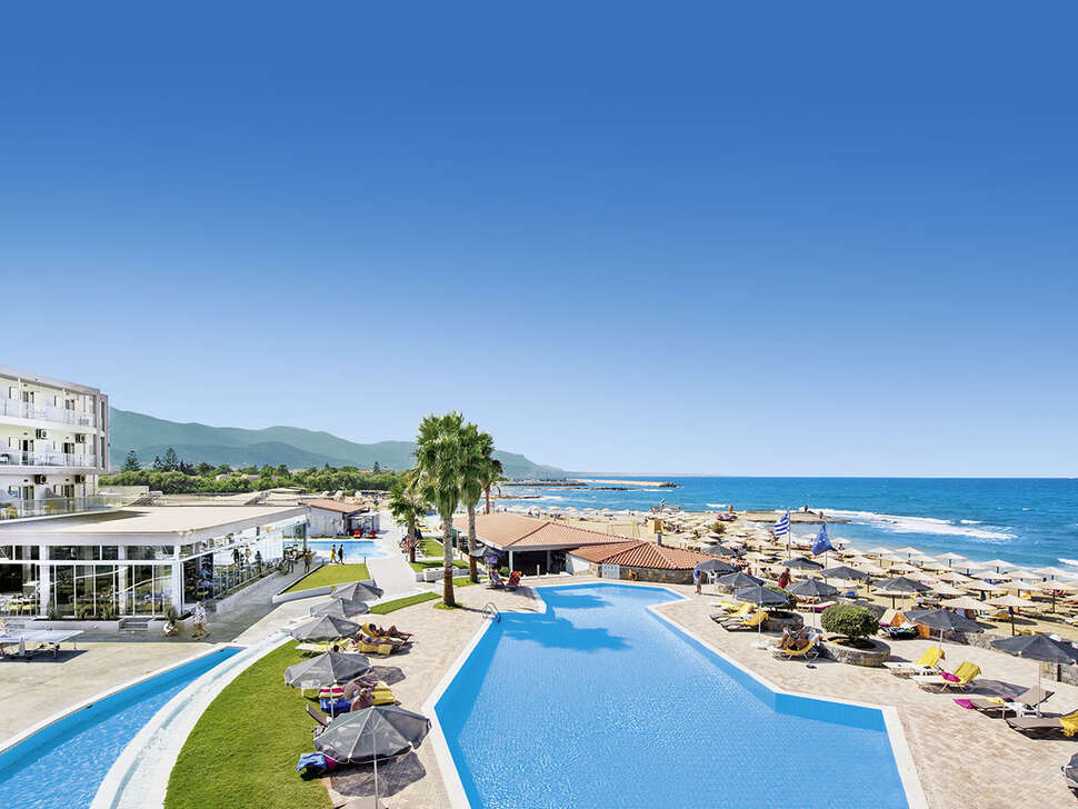 Een foto van het zwembad bij Allsun Hotel Carolina Mare