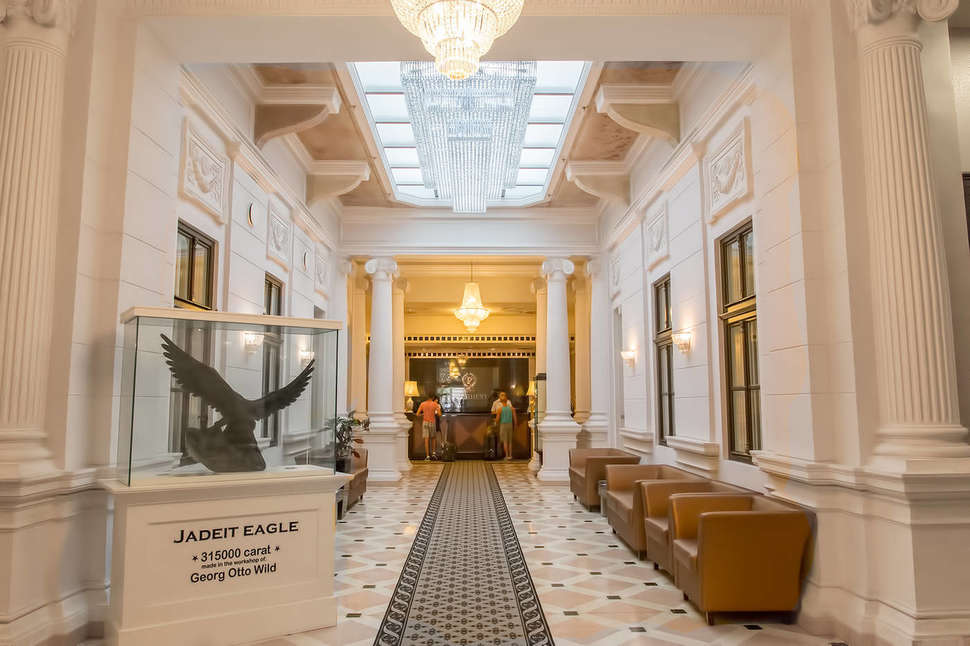 Een foto van het interieur van Hotel President