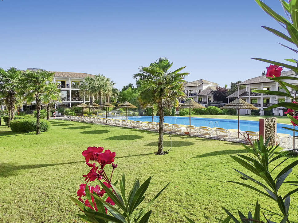 Ein Foto von der Terrasse im Luzmar Villas