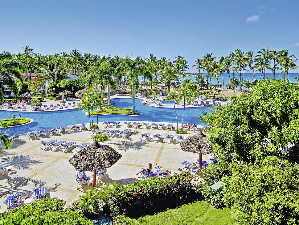 Een foto van het zwembad bij Grand Bahia Principe La Romana
