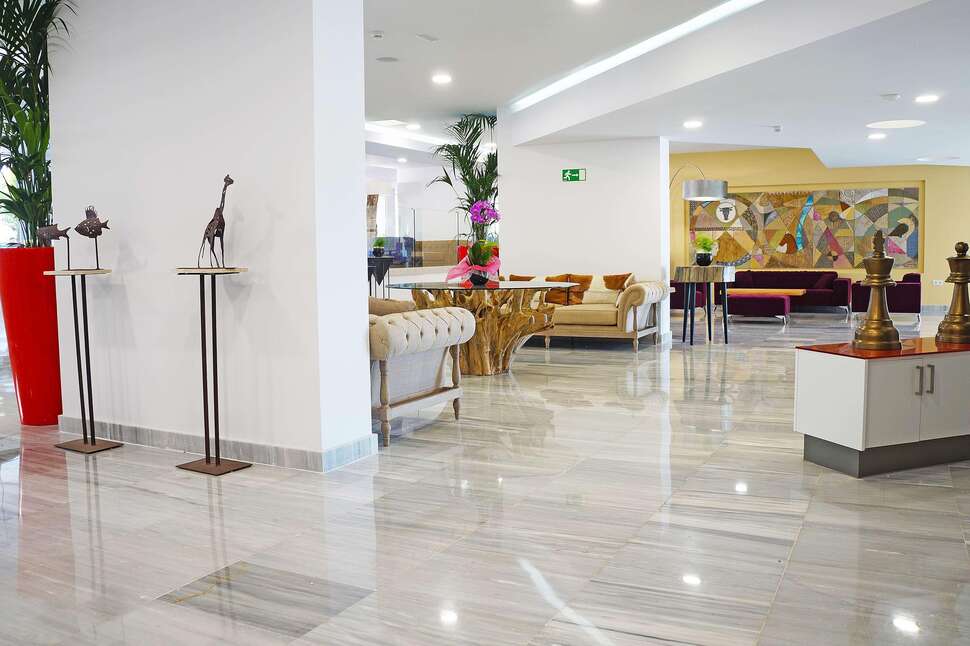 Een foto van het interieur van Alexandre Hotel Troya
