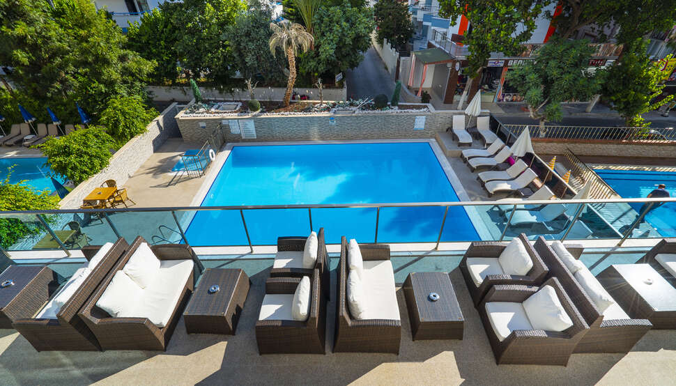Een foto van het zwembad bij Kleopatra Life Hotel & Spa