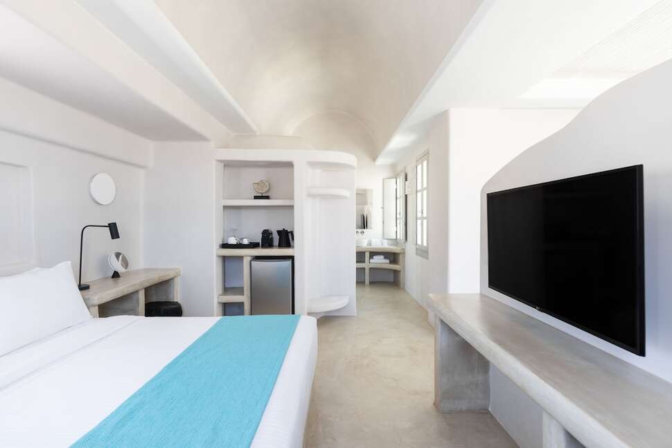 Een foto van Danae Suites Santorini